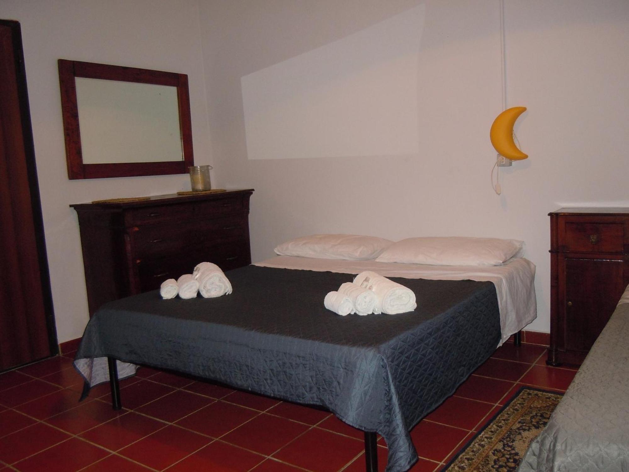 Il Colle Degli Ulivi Hotel San Calogero Buitenkant foto